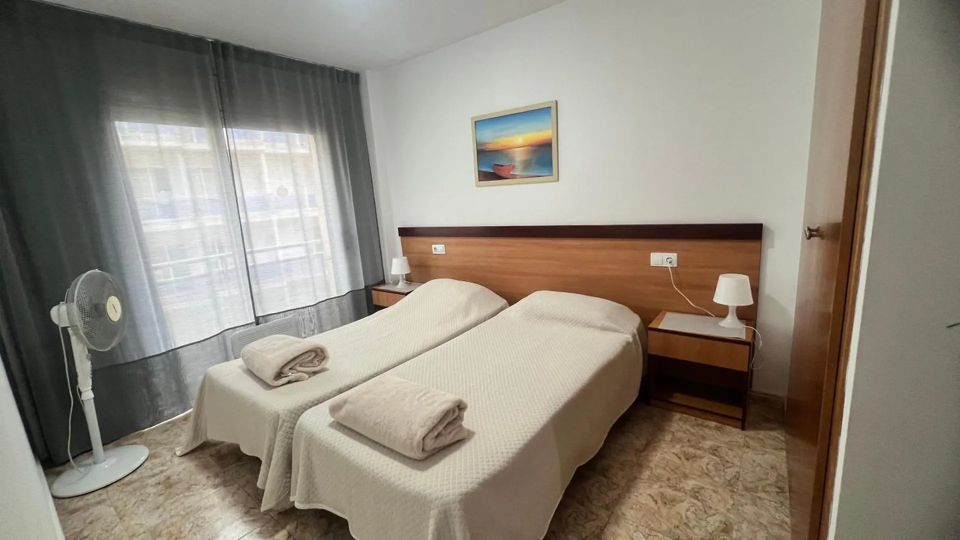 Apartamento Carbonell- Buena Zona Y Cerca De Todo Lloret de Mar
