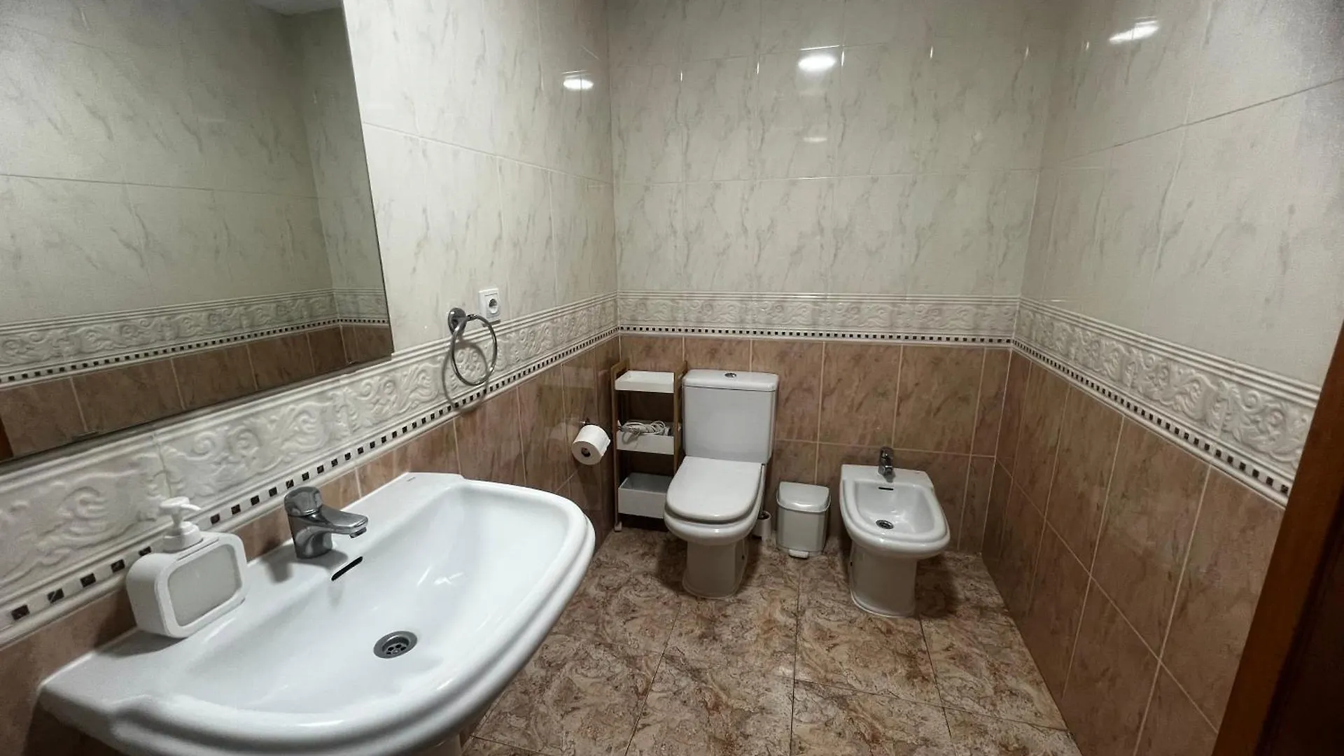 Apartamento Carbonell- Buena Zona Y Cerca De Todo Lloret de Mar 0*,  España
